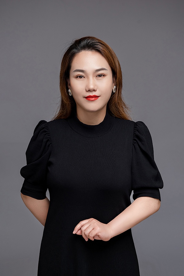 客户经理：李珊